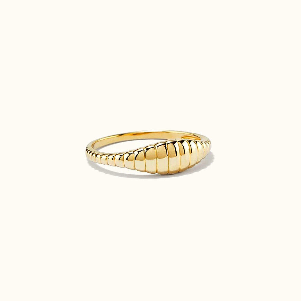 Mini Twist Ring