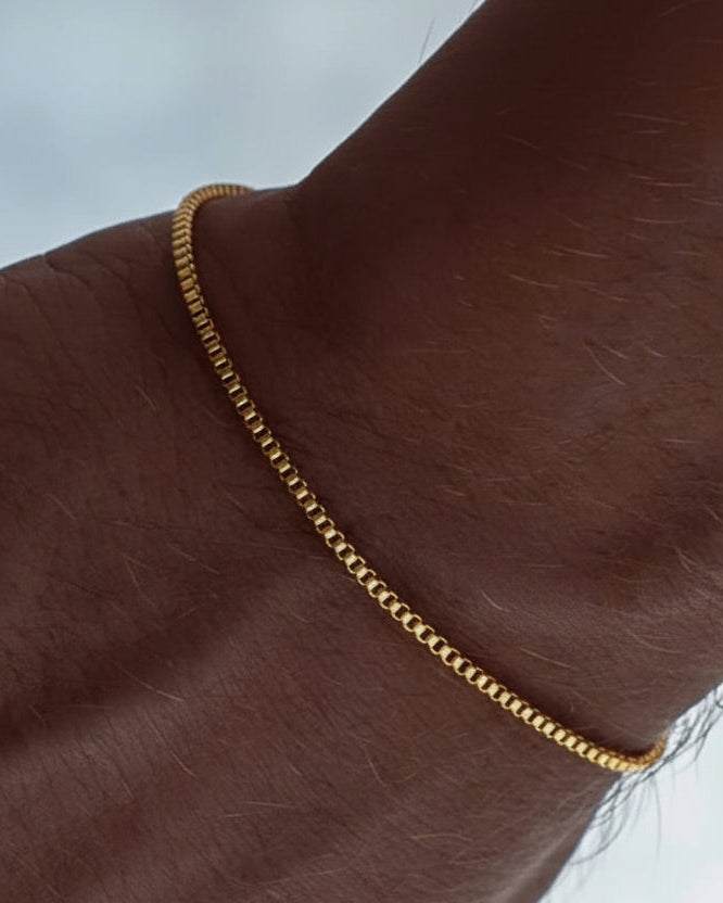 Lagacci minimal jewelry box chain bracelet
