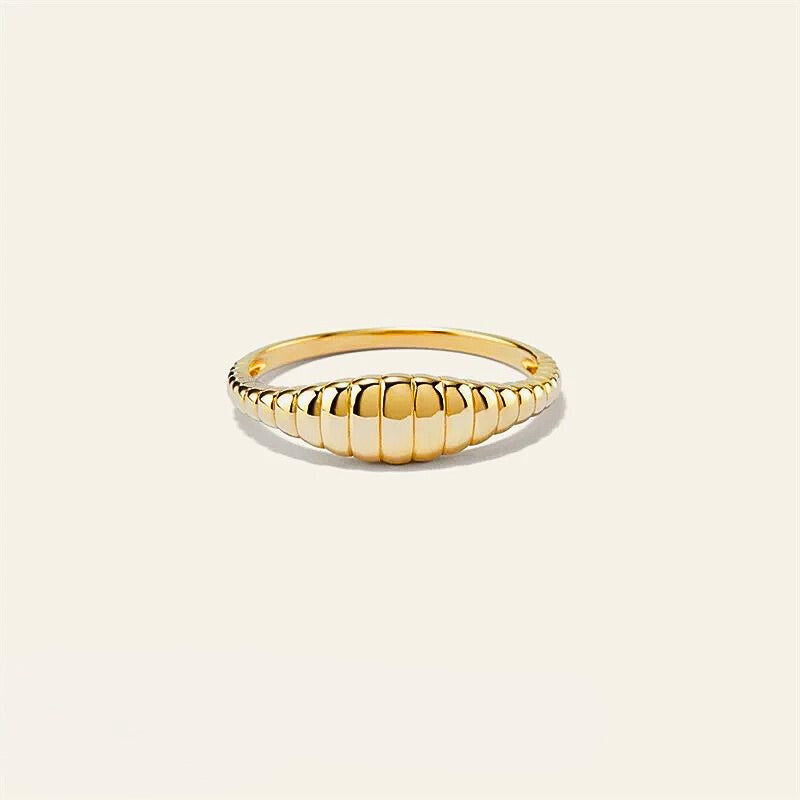 Mini Twist Ring