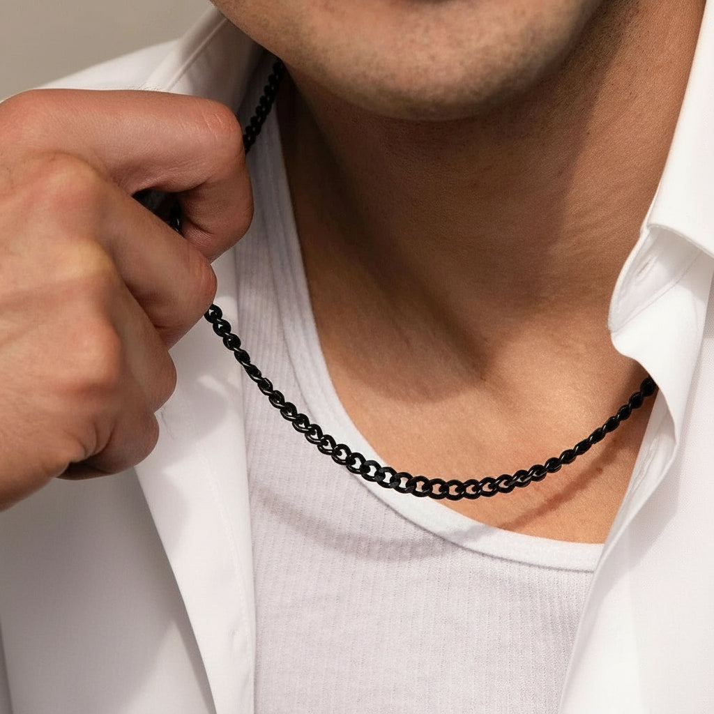 MINIMAL CUBAN NECKLACE