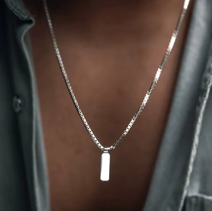 Lagacci minimal box pendant necklace