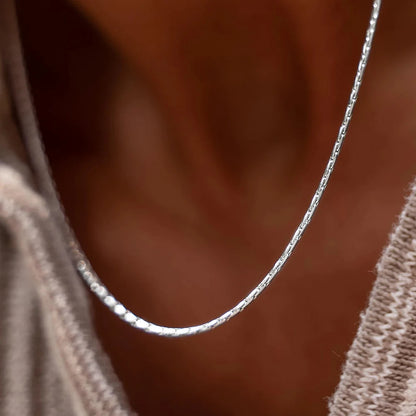 Lagacci minimal jewelry wire chain necklace