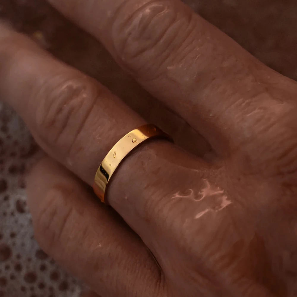 Classic Ring.