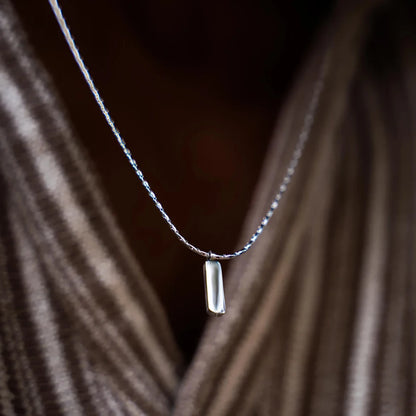 Wire Pendant Necklace 1mm.