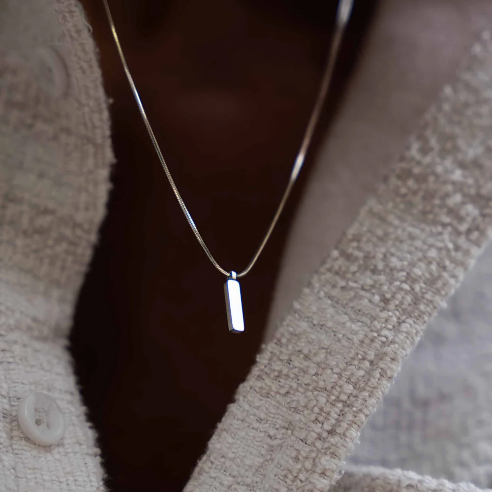Octagon Pendant Necklace 1mm.