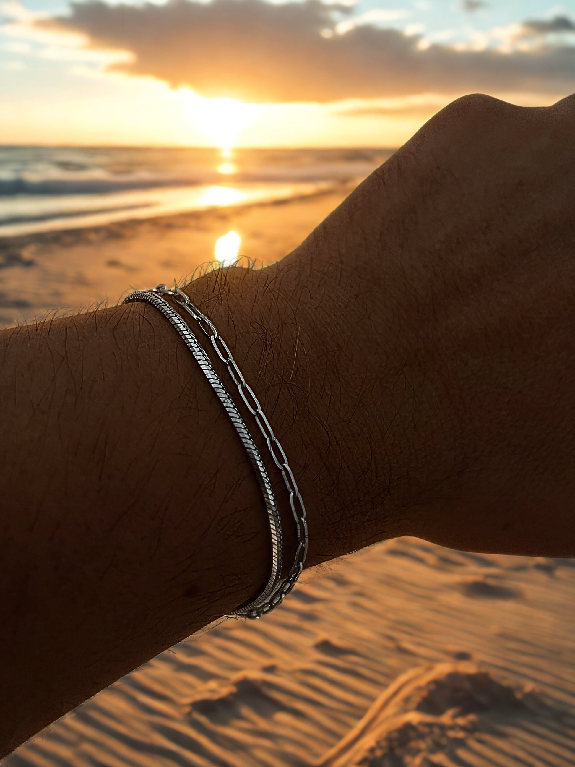CLIP CHAIN BRACELET