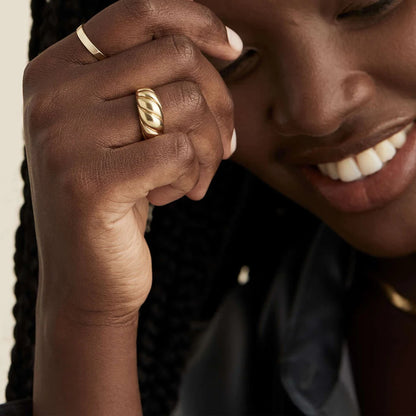 Twist Ring
