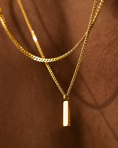 Minimal Pendant Chain Necklace
