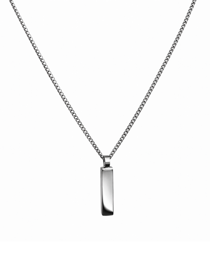 Minimal Pendant Chain Necklace